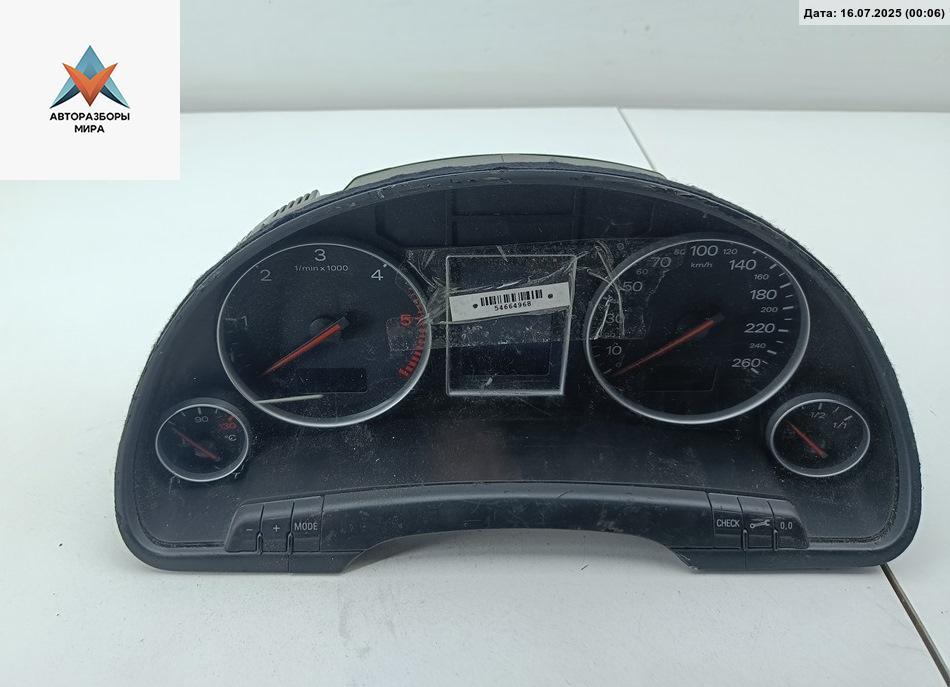 приборная панель Audi A4 B6 2002, 2.5 л., дизель, АКПП, серый, универсал, 8E0920900K - фото №1