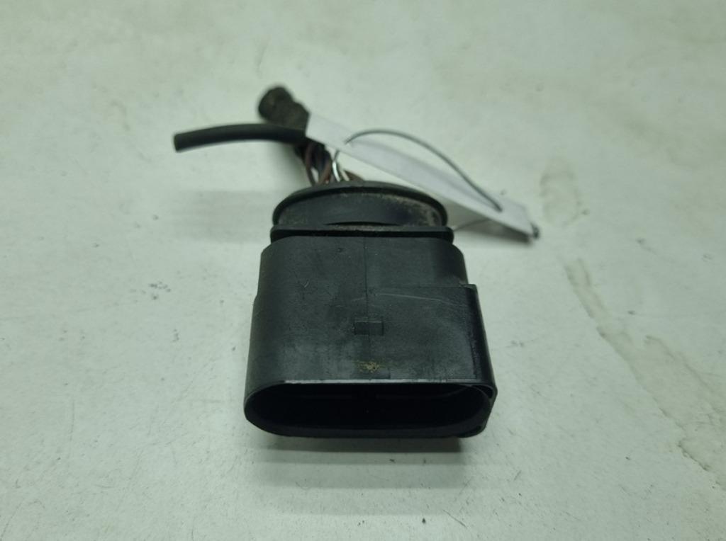 разъем (фишка) проводки Volkswagen Passat B5+ (GP) 2003, 1.6 л., бензин, МКПП, чёрный, универсал, 6X0973817