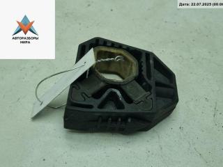 кронштейн (крепление) Volkswagen Passat B5 [рестайлинг] 2001, 2.0 л., бензин, МКПП, синий, универсал, 1Z0121367