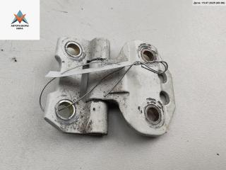 петля двери Mercedes-Benz E-Класс W124 [рестайлинг] 1989, белый, седан