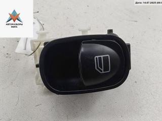 кнопка стеклоподъемника переднего правого Mercedes-Benz C-Класс W203/S203/CL203 [рестайлинг] 2006, 1.8 л., бензин, АКПП, серый, универсал, A2038200210