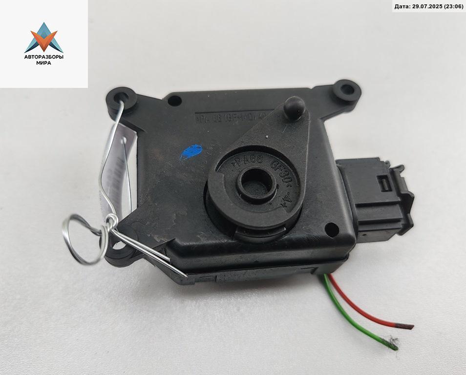 моторчик заслонки печки Opel Astra G 2004, 1.6 л., бензин, МКПП, синий, универсал, 309368000CD - фото №1