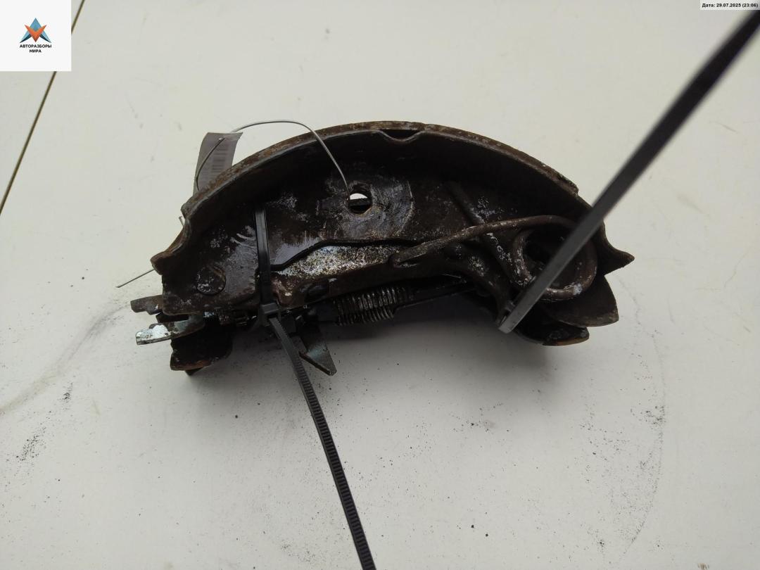 Колодки тормозные задние Mercedes-Benz A-Класс W168 1998, 1.6 л., бензин, МКПП, серый, хетчбэк 5 дв. - фото №1