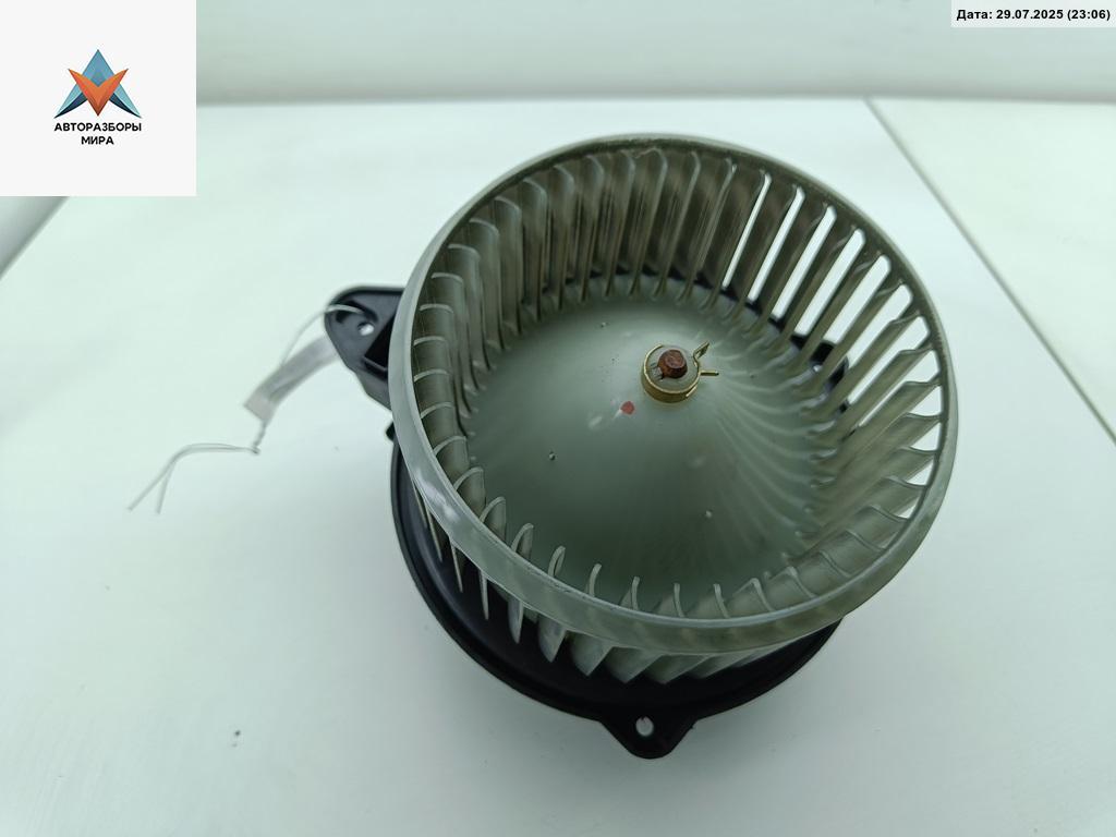 моторчик печки Audi A6 4B/C5 1998, 2.5 л., дизель, АКПП, чёрный, универсал, 4B1820021 - фото №1