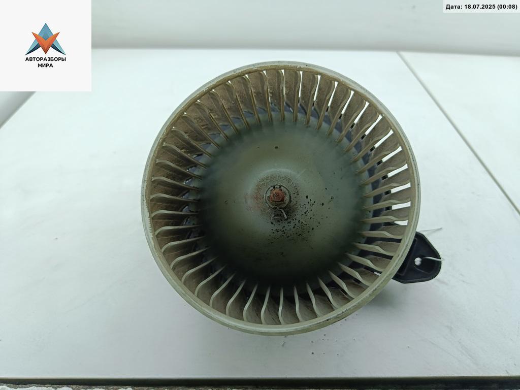 моторчик печки Audi A6 4B/C5 1997, 2.4 л., бензин, АКПП, зелёный, седан, 4B1820021 - фото №1