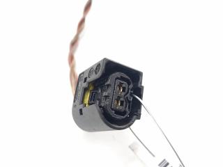 разъем (фишка) проводки BMW 3 серия E90/E91/E92/E93 2007, 2.0 л., дизель, МКПП, чёрный, седан, 7789576, 6800100