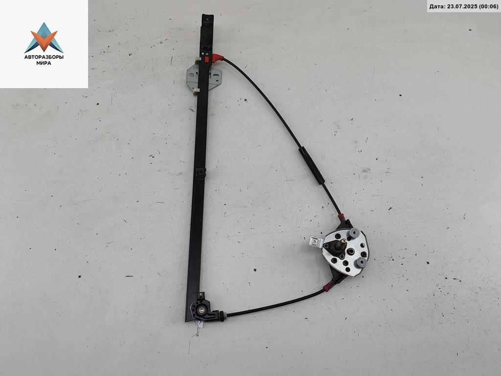 стеклоподъемник передний правый Volkswagen Transporter T4 1999, 2.5 л., дизель, МКПП, белый, микроавтобус, 701837502F - фото №1