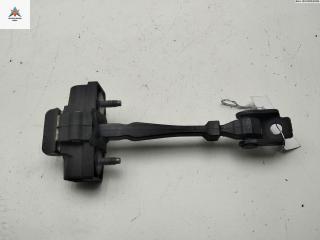 Ограничитель открывания двери задней Renault Captur 1 поколение 2016, внедорожник 5 дв.