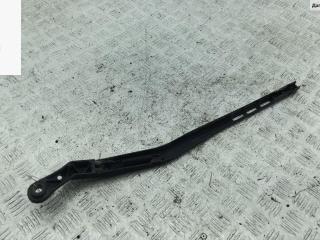 Щеткодержатель (поводок стеклоочистителя) передний Audi A4 B6 2001, 2.0 л., бензин, МКПП, серый, седан, 8E1955406