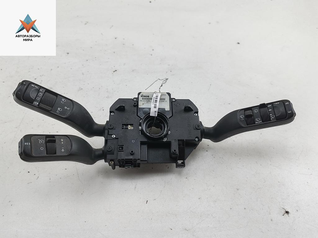 переключатель подрулевой Alfa Romeo 159 1 поколение 2006, 2.4 л., дизель, АКПП, серый, универсал, 01560721970 - фото №1