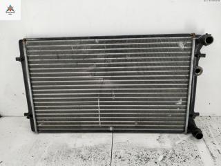 радиатор охлаждения Volkswagen Bora 1 поколение 2004, 2.0 л., бензин, МКПП, чёрный, седан, 55309150383398