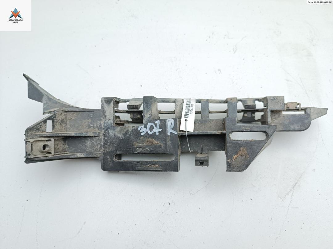 крепление ( кронштейн ) крыла Peugeot 307 1 поколение 2002, универсал, 9643074480 - фото №1