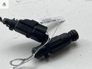 форсунка Hyundai Getz 1 поколение 2002, 1.3 л., бензин, МКПП, красный, хетчбэк 5 дв., 3531022600