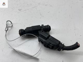 форсунка Hyundai Getz 1 поколение 2002, 1.3 л., бензин, МКПП, красный, хетчбэк 5 дв., 3531022600