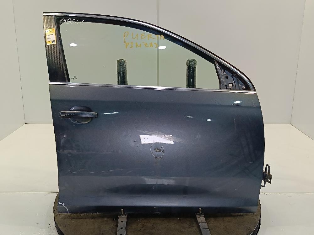 дверь передняя правая Volkswagen Golf 5 поколение 2007, цвет, универсал - фото №1