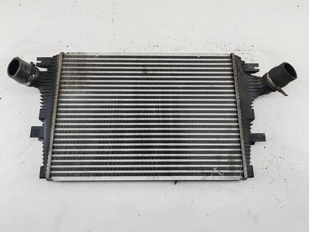 радиатор интеркулера Alfa Romeo 159 2006, 2.4 л., дизель, АКПП, серый, универсал, 00434307
