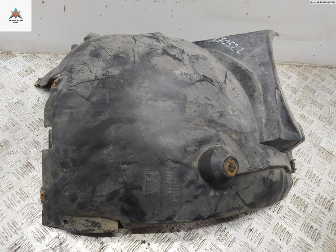 Подкрылок передний правый Mercedes-Benz C-Класс W203/S203/CL203 2001, 2.0 л., бензин, седан, 2038840522 - фото №1