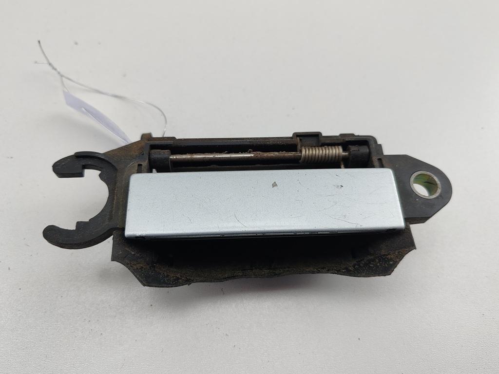ручка наружная передняя правая Audi A4 B5 1997, 1.8 л., бензин, МКПП, серый, универсал, 4A0837206
