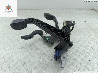 узел педальный (блок педалей) Audi A4 B6 2001, 2.0 л., бензин, МКПП, серый, седан, 8E1721117A