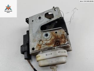 замок двери передней правой Audi A4 B5 1997, 1.8 л., бензин, МКПП, серый, универсал, 8D1837016E