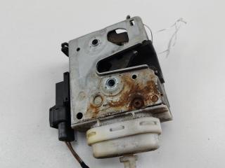 замок двери передней правой Audi A4 B5 1997, 1.8 л., бензин, МКПП, серый, универсал, 8D1837016E