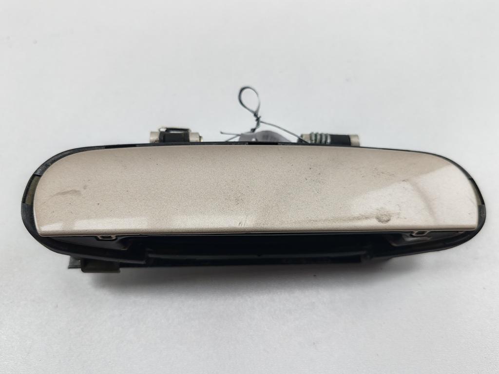 ручка наружная передняя правая Audi A6 C5 1999, 2.5 л., дизель, МКПП, серый, седан, 4B2837886