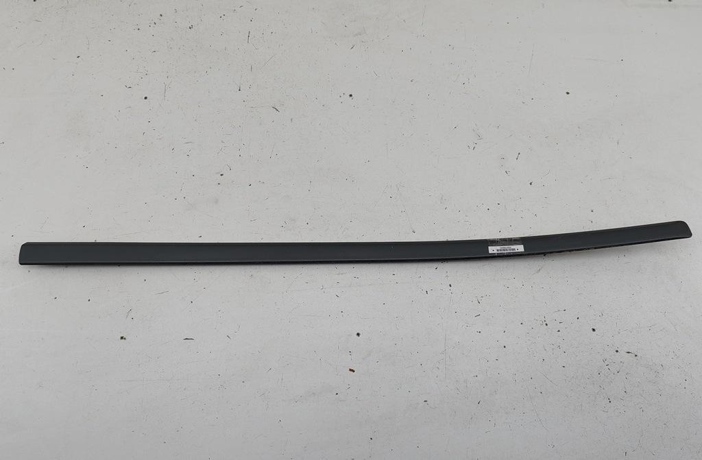 молдинг двери передней правой Audi A4 B6 2001, 2.0 л., бензин, МКПП, серый, седан, 8E0853954