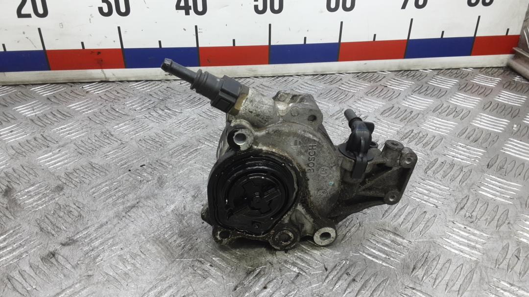 насос вакуумный Peugeot 4007 1 поколение 2010, 2.2 л., дизель, МКПП, внедорожник 5 дв., D1711B - фото №1