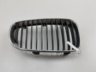 решетка радиатора BMW 1 E81/E87 2007, серый, хетчбэк 5 дв., 7166440