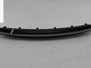 заглушка (решетка) в бампер BMW 1 серия E81/E82/E87/E88 [рестайлинг] 2007, 2.0 л., дизель, МКПП, серый, хетчбэк 5 дв., 7182367