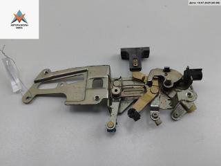 замок двери сдвижной Opel Movano 1 поколение (A) [рестайлинг] 2003, 1.9 л., дизель, МКПП, белый, микроавтобус, 009303