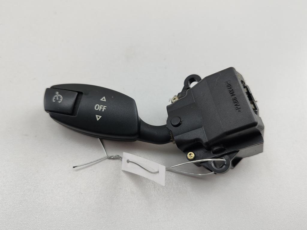 переключатель круиз-контроля BMW 5 E60/E61 2004, 2.2 л., бензин, МКПП, чёрный, седан, 6924104