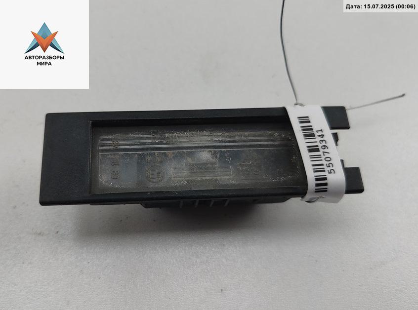 подсветка номера Opel Zafira 2 поколение (B) 2006, 1.8 л., бензин, МКПП, серый, минивэн, 09164143 - фото №1