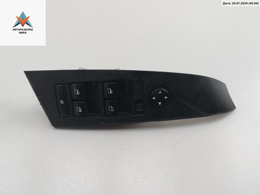 блок управления стеклоподъемниками BMW 5 серия E60/E61 2004, 2.2 л., бензин, МКПП, чёрный, седан, 6943241 - фото №1