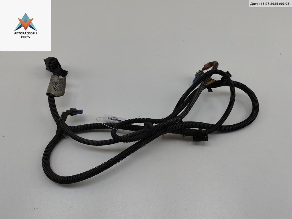 Проводка бампера переднего Opel Zafira 2 поколение (B) 2007, 1.9 л., дизель, АКПП, чёрный, минивэн, 13193607 - фото №1