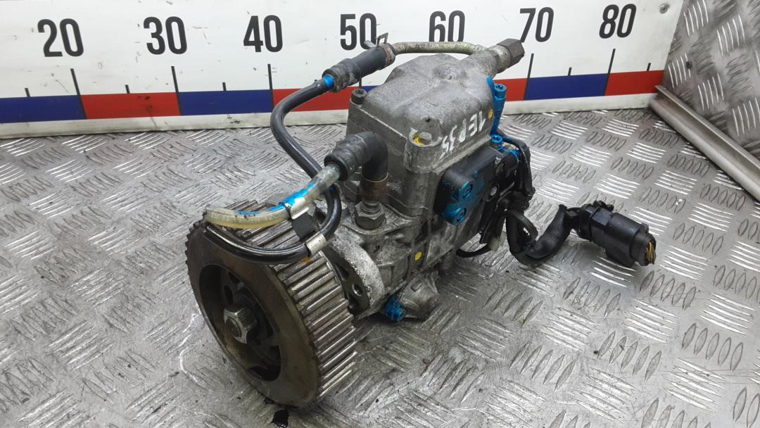 ТНВД Skoda Octavia 2 поколение (A5) 2005, 1.9 л., дизель, МКПП, хетчбэк 5 дв., 038130107KX, 038130107D - фото №1