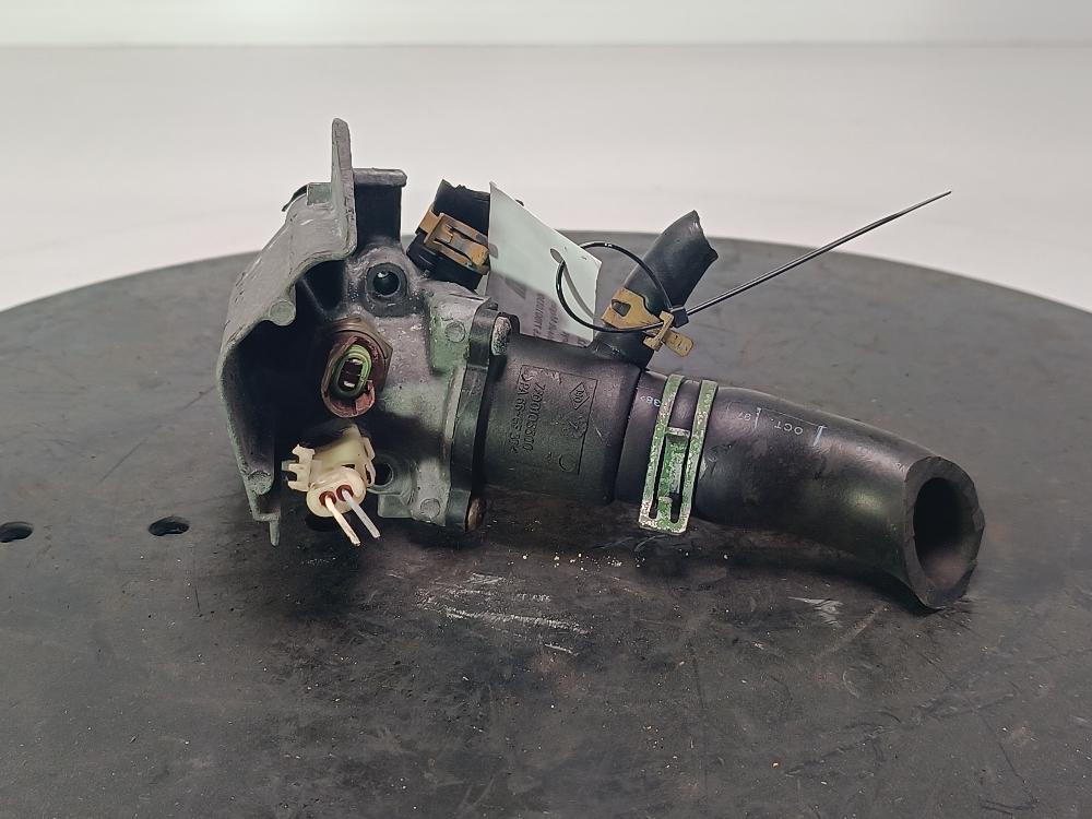 корпус термостата Renault Megane 1 поколение 1997, цвет, 7700103300 - фото №1