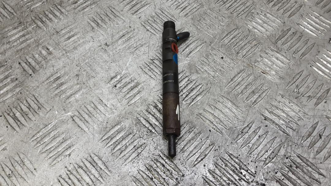 форсунка Renault Megane 3 поколение 2010, 1.5 л., дизель, МКПП, хетчбэк 5 дв., H8200421897 - фото №1