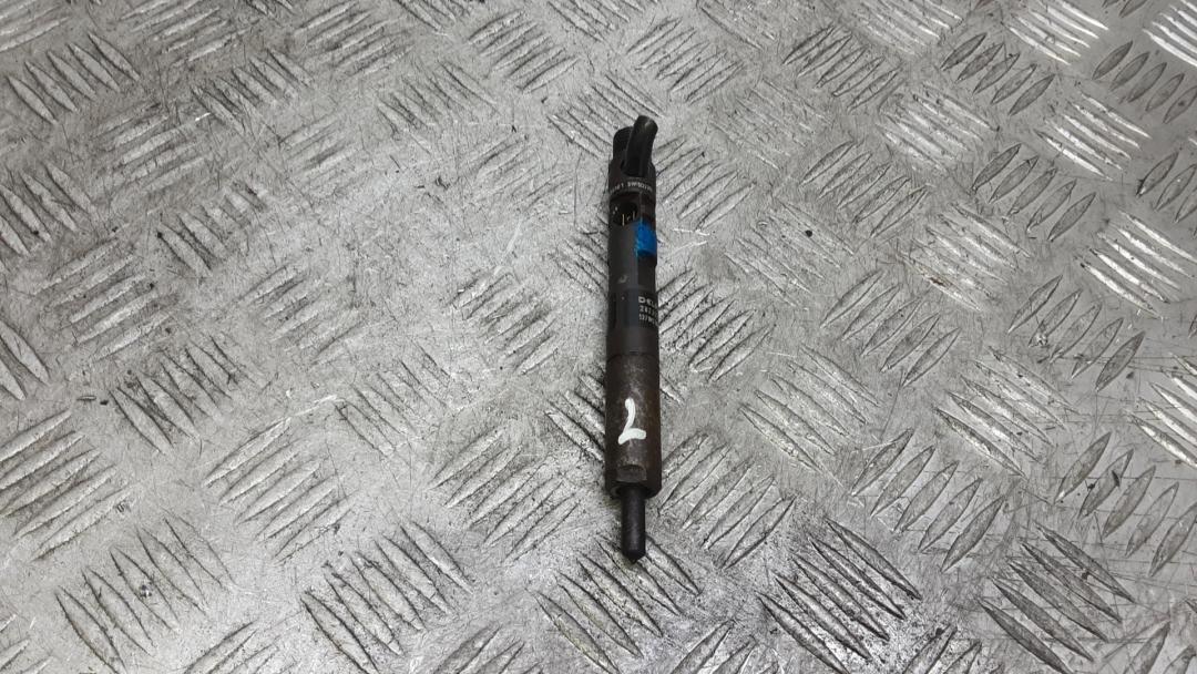 форсунка Renault Megane 3 поколение 2010, 1.5 л., дизель, МКПП, хетчбэк 5 дв., H8200421897 - фото №1