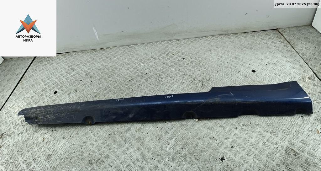 Накладка на порог наружная левая Ford Focus 2 поколение 2006, синий, хетчбэк 3 дв., 4M5JB10155AC - фото №1