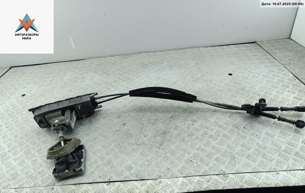 кулиса Volkswagen Passat B6 2007, 2.0 л., дизель, МКПП, синий, универсал - фото №1