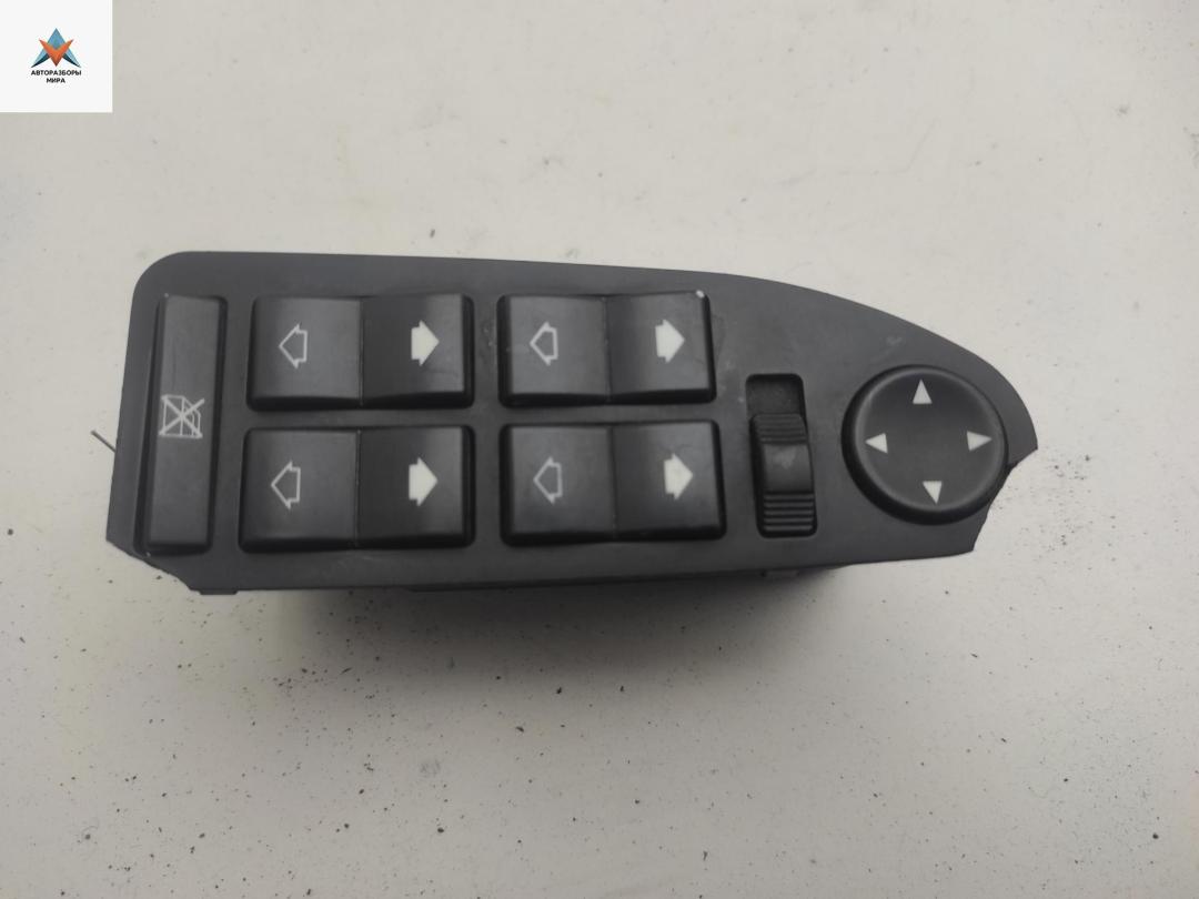 блок управления стеклоподъемниками BMW 5 серия E39 1999, 2.0 л., бензин, МКПП, синий, седан, 8380645 - фото №1