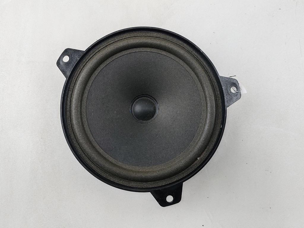 динамик двери BMW 3 E46 2002, 2.0 л., бензин, МКПП, чёрный, универсал, 5511122