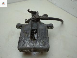 суппорт задний правый Volvo S40 1 поколение [рестайлинг] 2001, 2.0 л., бензин, МКПП, серый, универсал