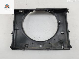 диффузор вентилятора BMW 5 серия E39 [рестайлинг] 2001, 2.2 л., бензин, МКПП, чёрный, седан