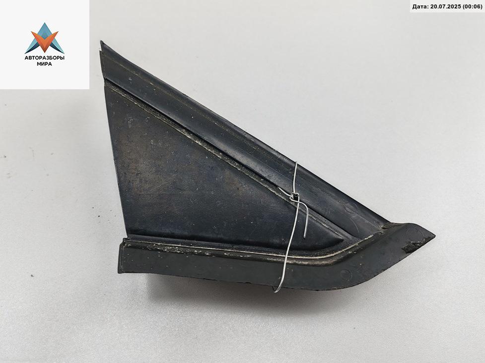 Накладка крыла (уголок зеркала) переднего правого Citroen C4 1 поколение 2004, 1.6 л., дизель, МКПП, серый, хетчбэк 5 дв., 9653081077 - фото №1