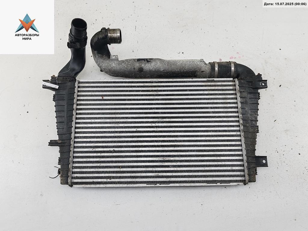 радиатор интеркулера Opel Zafira 2 поколение (B) 2005, 1.9 л., дизель, МКПП, зелёный, минивэн, 55353825 - фото №1