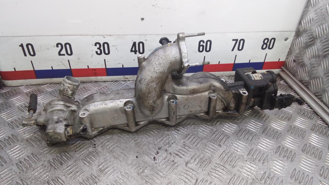 коллектор впускной Hyundai Tucson 1 поколение 2006, 2.0 л., дизель, МКПП, внедорожник 5 дв. - фото №1