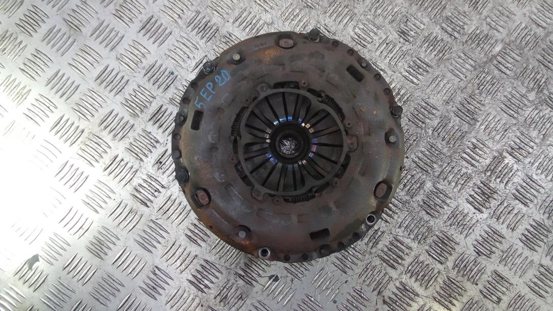 маховик Hyundai Tucson 1 поколение 2006, 2.0 л., дизель, МКПП, внедорожник 5 дв. - фото №1