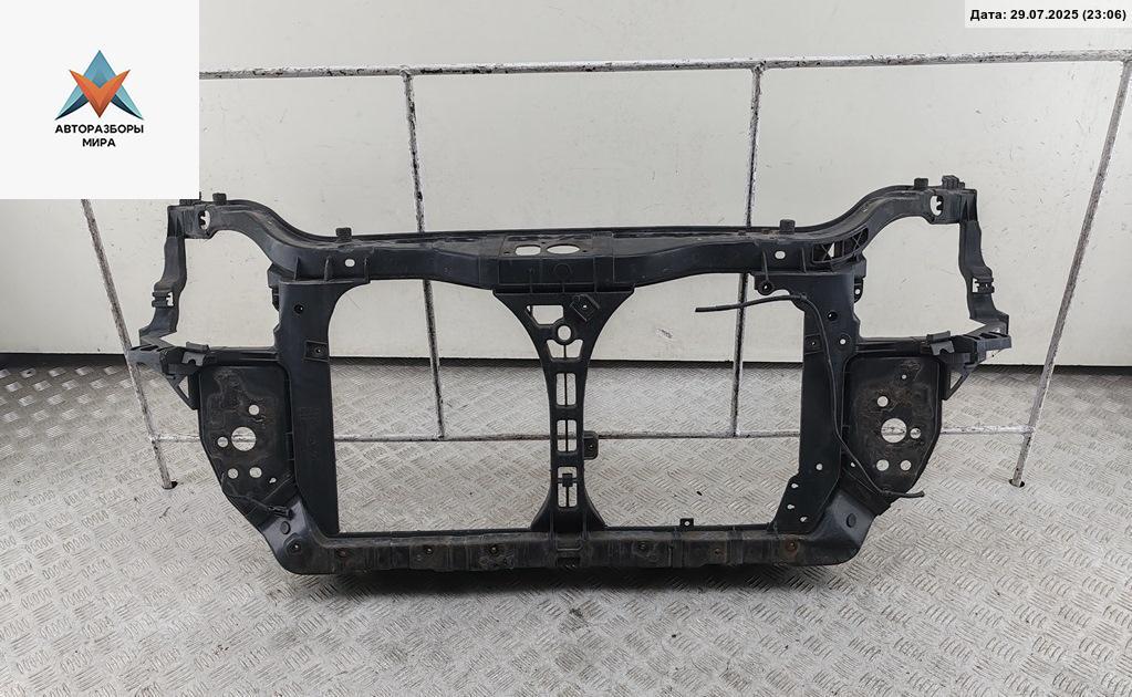 Рамка радиатора Kia Rio 2 поколение 2006, 1.4 л., бензин, МКПП, синий, хетчбэк 5 дв., 64101-1G000 - фото №1